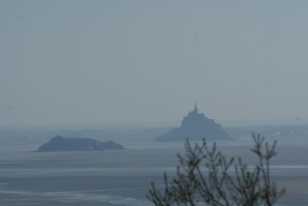 Maison Vue Sur Le Mont Saint Michel Et Sa Baie Champeaux Luaran gambar